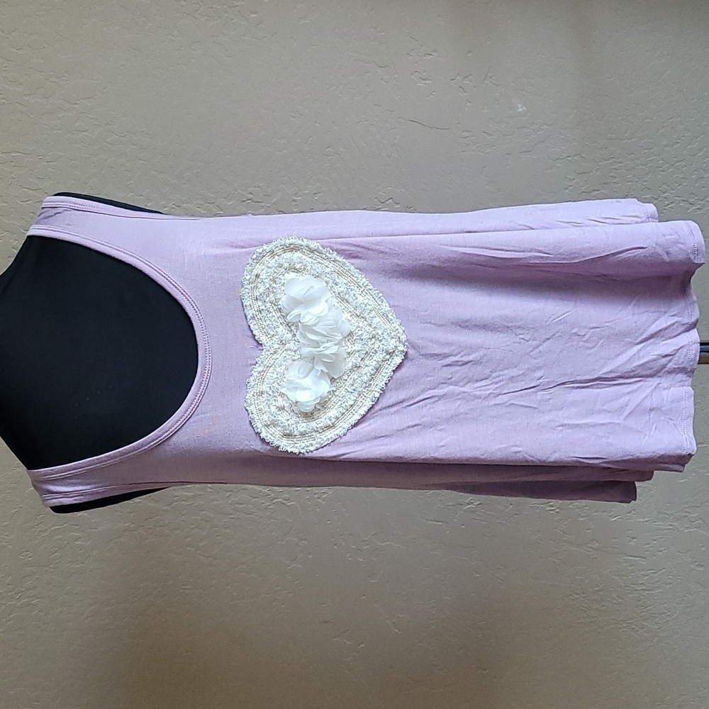 Shop Basic lavender Heart Applique Tanksize M
